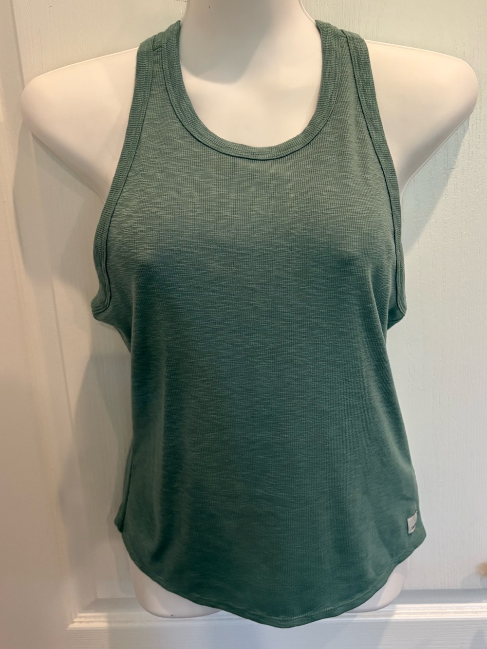 Vuori Green Sunrise High Neck Tank Top #VW1012 Size M